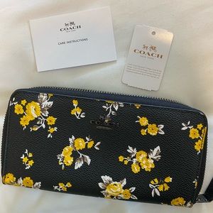 Coach Floral Print Wallet - Brand New